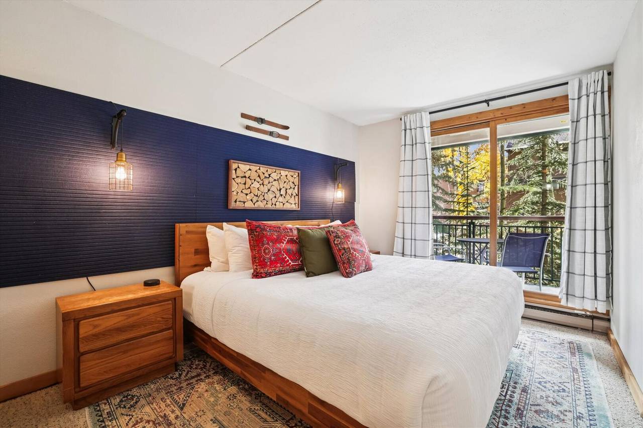 Bedroom - Trails End 216 - Breckenridge Vacation Rental Bedroom - Trails End 216 - Breckenridge Vacation Rental