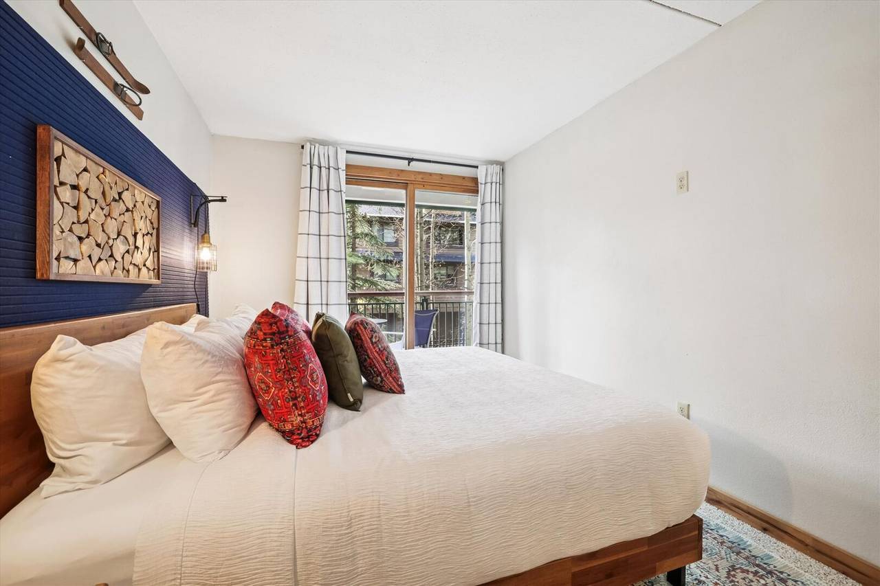 Bedroom - Trails End 216 - Breckenridge Vacation Rental Bedroom - Trails End 216 - Breckenridge Vacation Rental