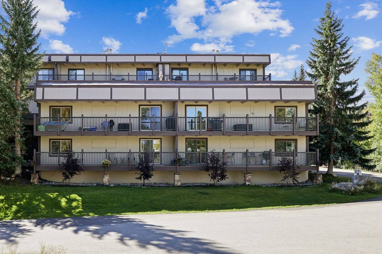 Exterior - Ski & Racquet A-G1 - Breckenridge Vacation Rental Exterior - Ski & Racquet A-G1 - Breckenridge Vacation Rental