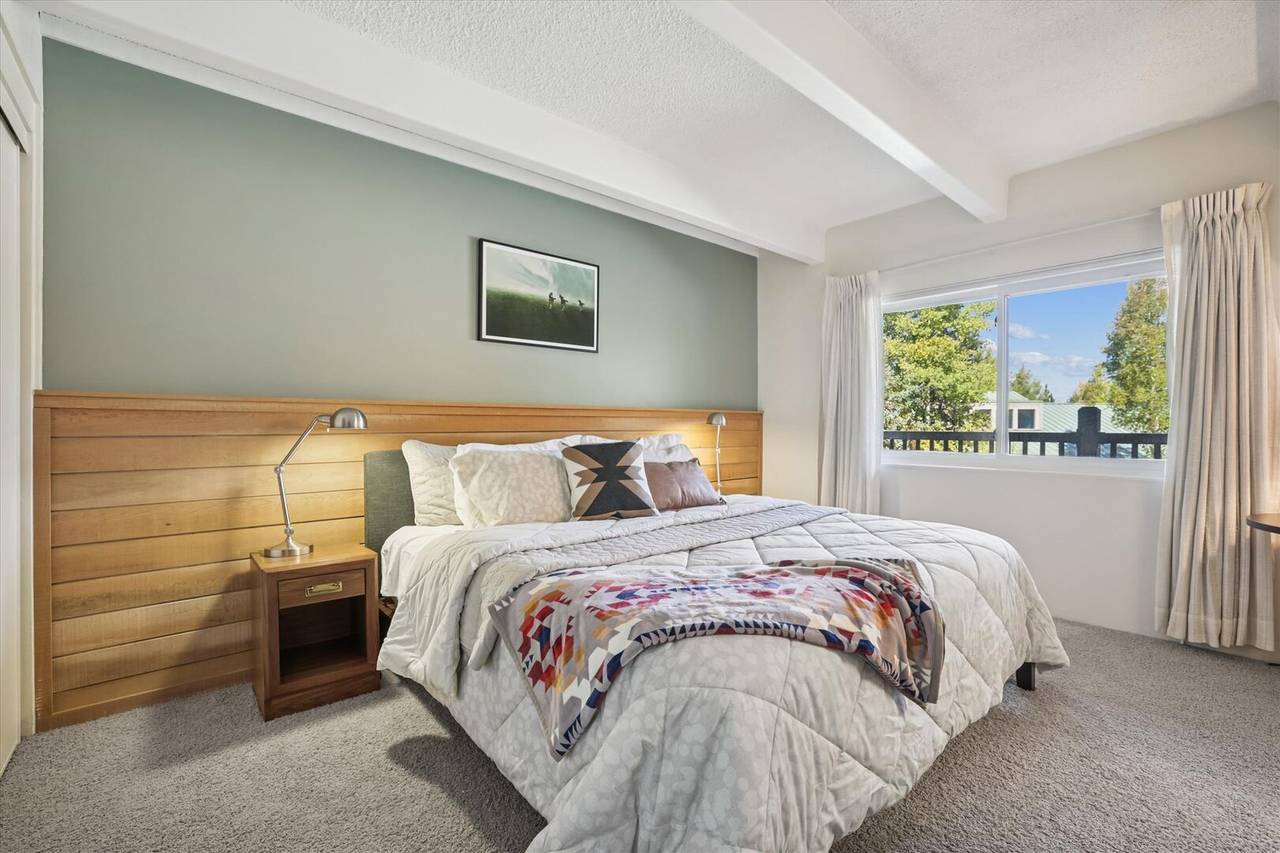 Bedroom - Ski & Racquet A-G1 - Breckenridge Vacation Rental Bedroom - Ski & Racquet A-G1 - Breckenridge Vacation Rental