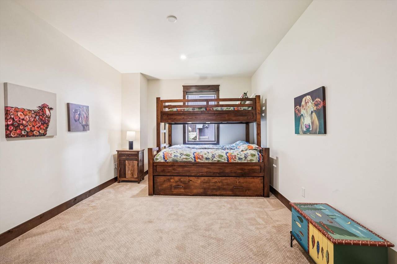 Bedroom - Breck Mountain Getaway - Breckenridge Vacation Rental Bedroom - Breck Mountain Getaway - Breckenridge Vacation Rental