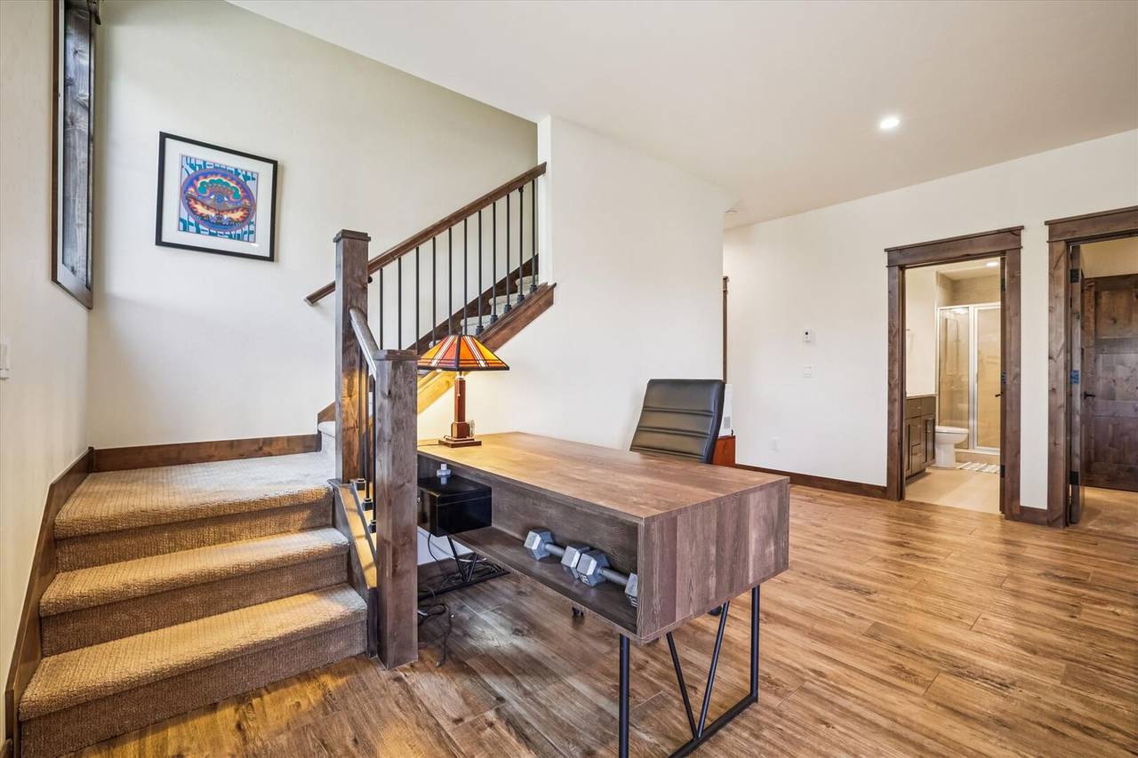 Desk - Breck Mountain Getaway - Breckenridge Vacation Rental Desk - Breck Mountain Getaway - Breckenridge Vacation Rental