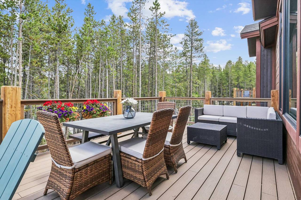 Deck - Breck Mountain Getaway - Breckenridge Vacation Rental Deck - Breck Mountain Getaway - Breckenridge Vacation Rental
