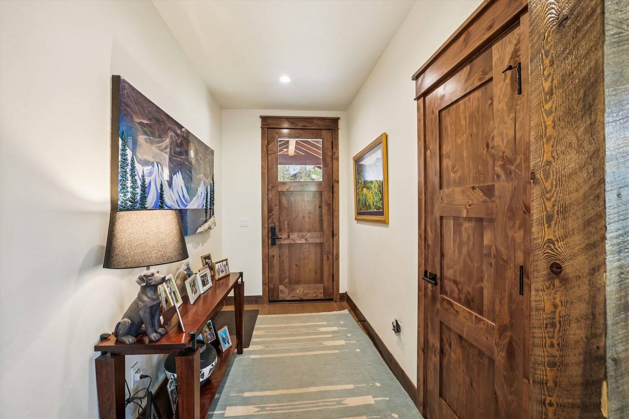 Entry - Breck Mountain Getaway - Breckenridge Vacation Rental Entry - Breck Mountain Getaway - Breckenridge Vacation Rental