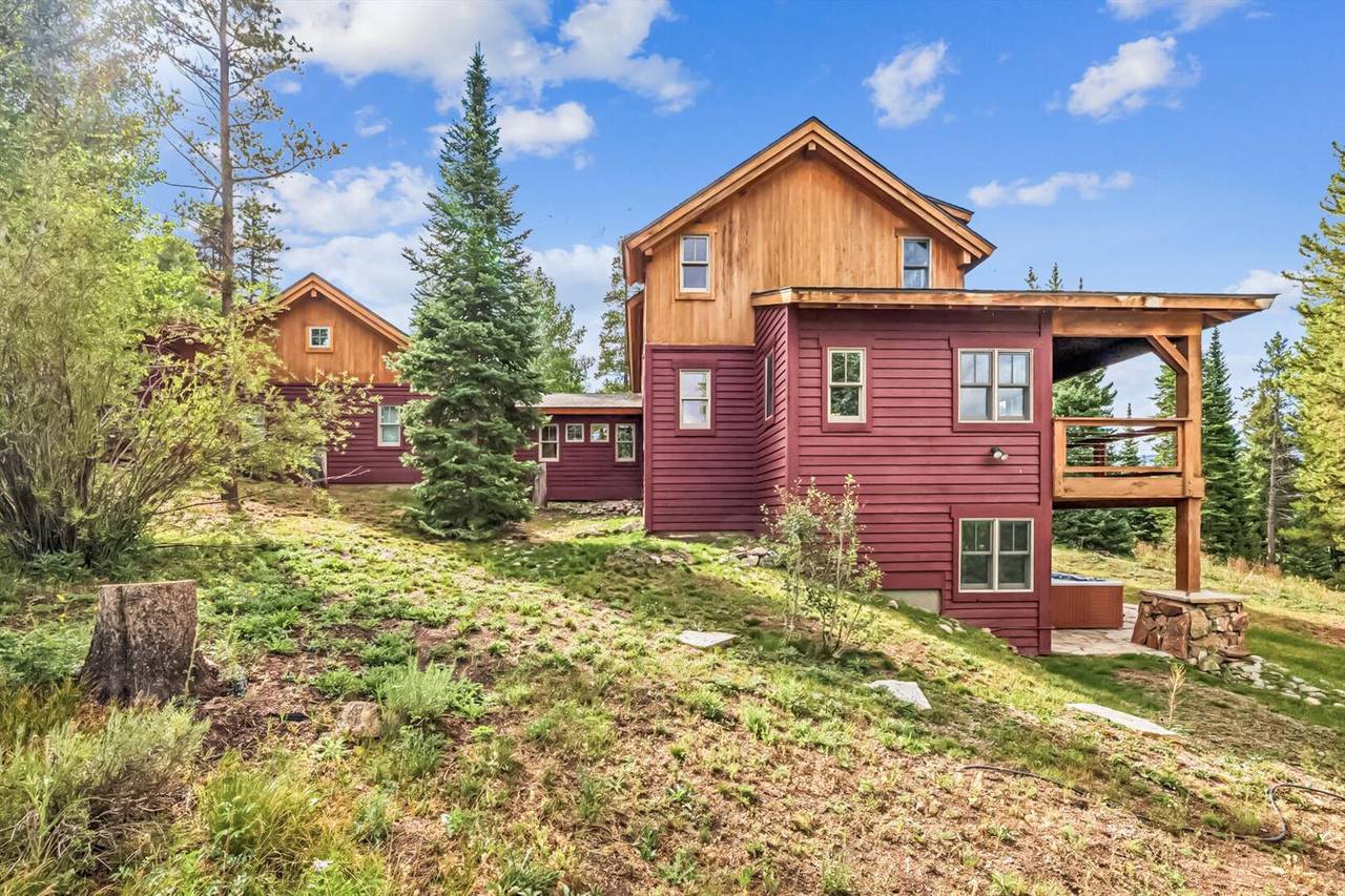 Exterior - Little Bear Lodge - Breckenridge Vacation Rental Exterior - Little Bear Lodge - Breckenridge Vacation Rental