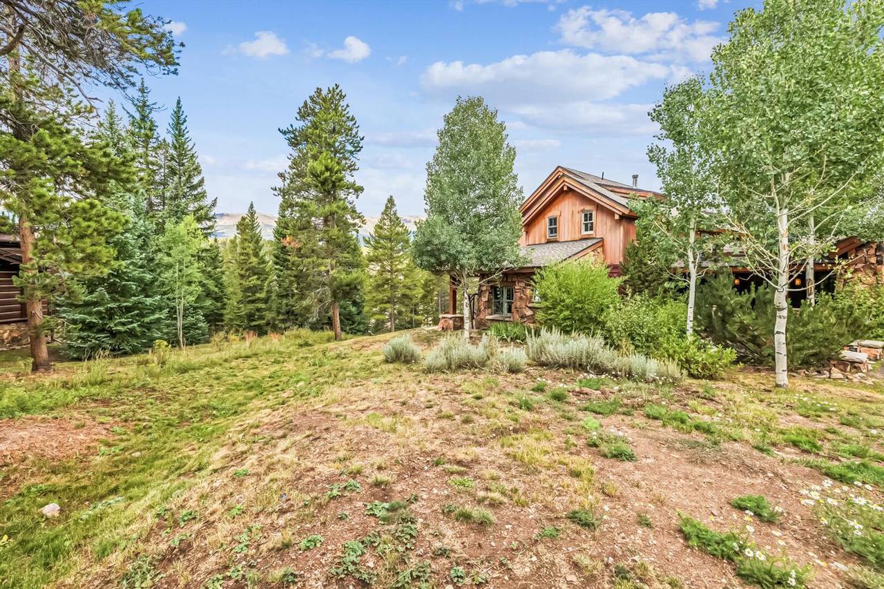 Exterior - Little Bear Lodge - Breckenridge Vacation Rental Exterior - Little Bear Lodge - Breckenridge Vacation Rental