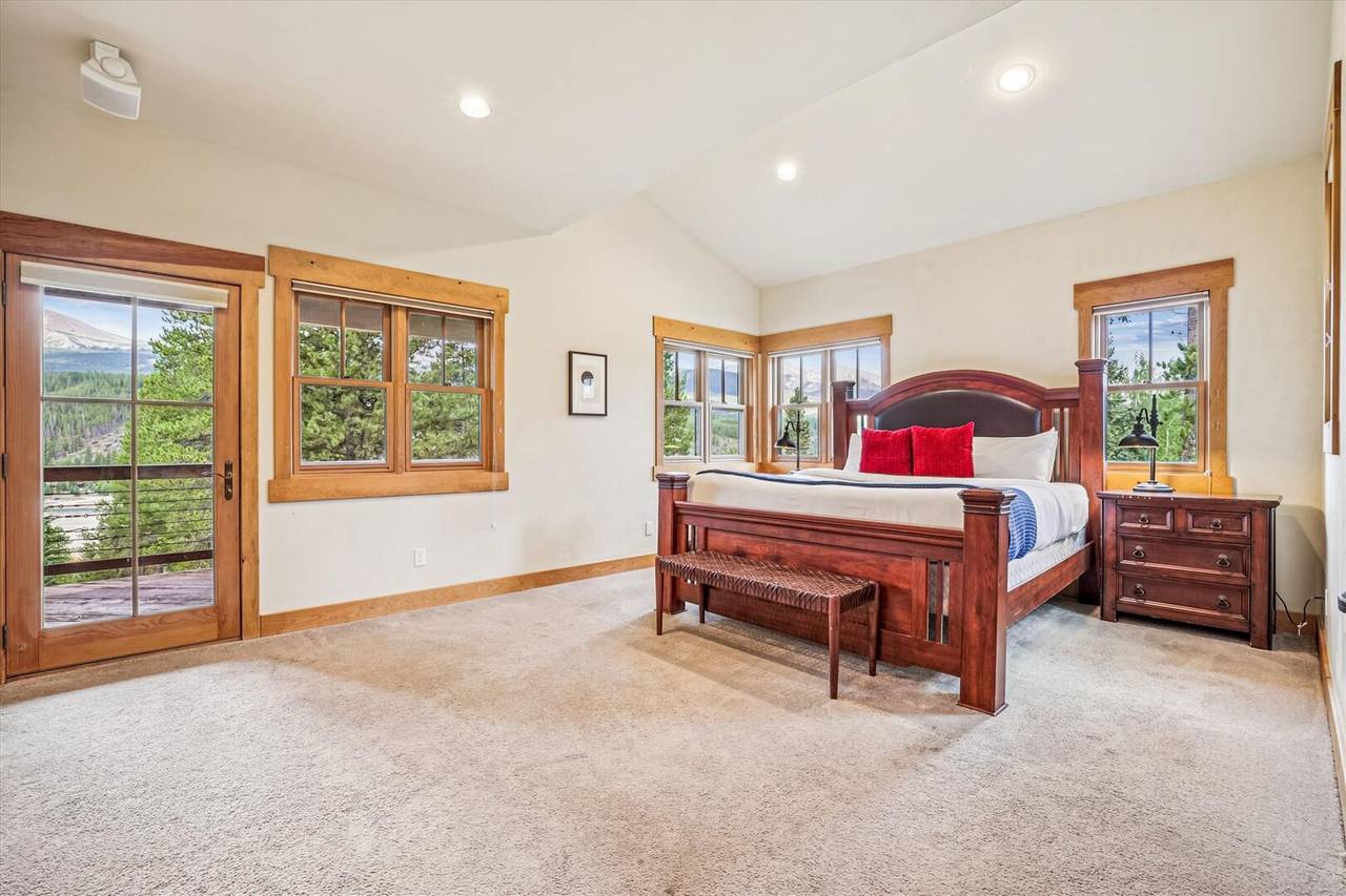 Bedroom - Little Bear Lodge - Breckenridge Vacation Rental Bedroom - Little Bear Lodge - Breckenridge Vacation Rental