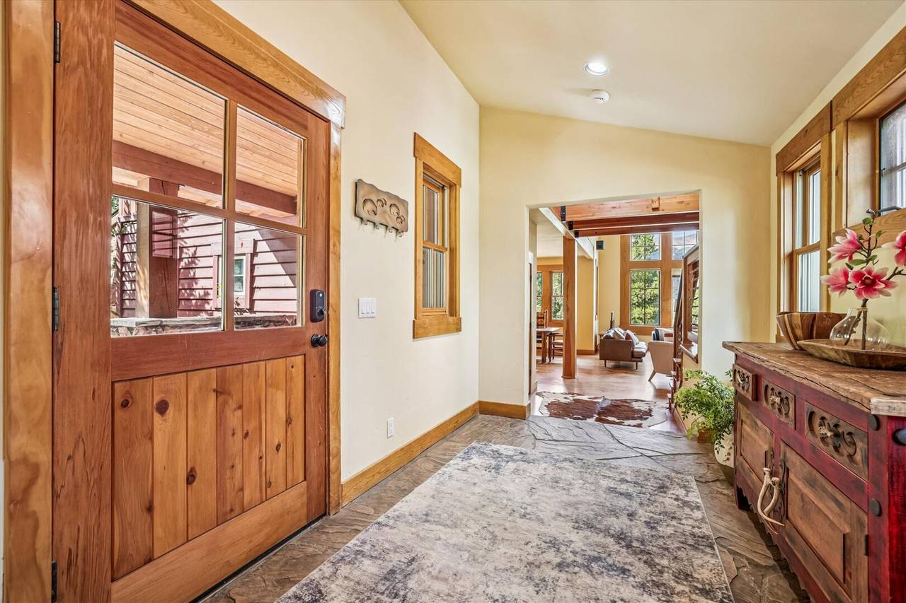 Entry - Little Bear Lodge - Breckenridge Vacation Rental Entry - Little Bear Lodge - Breckenridge Vacation Rental