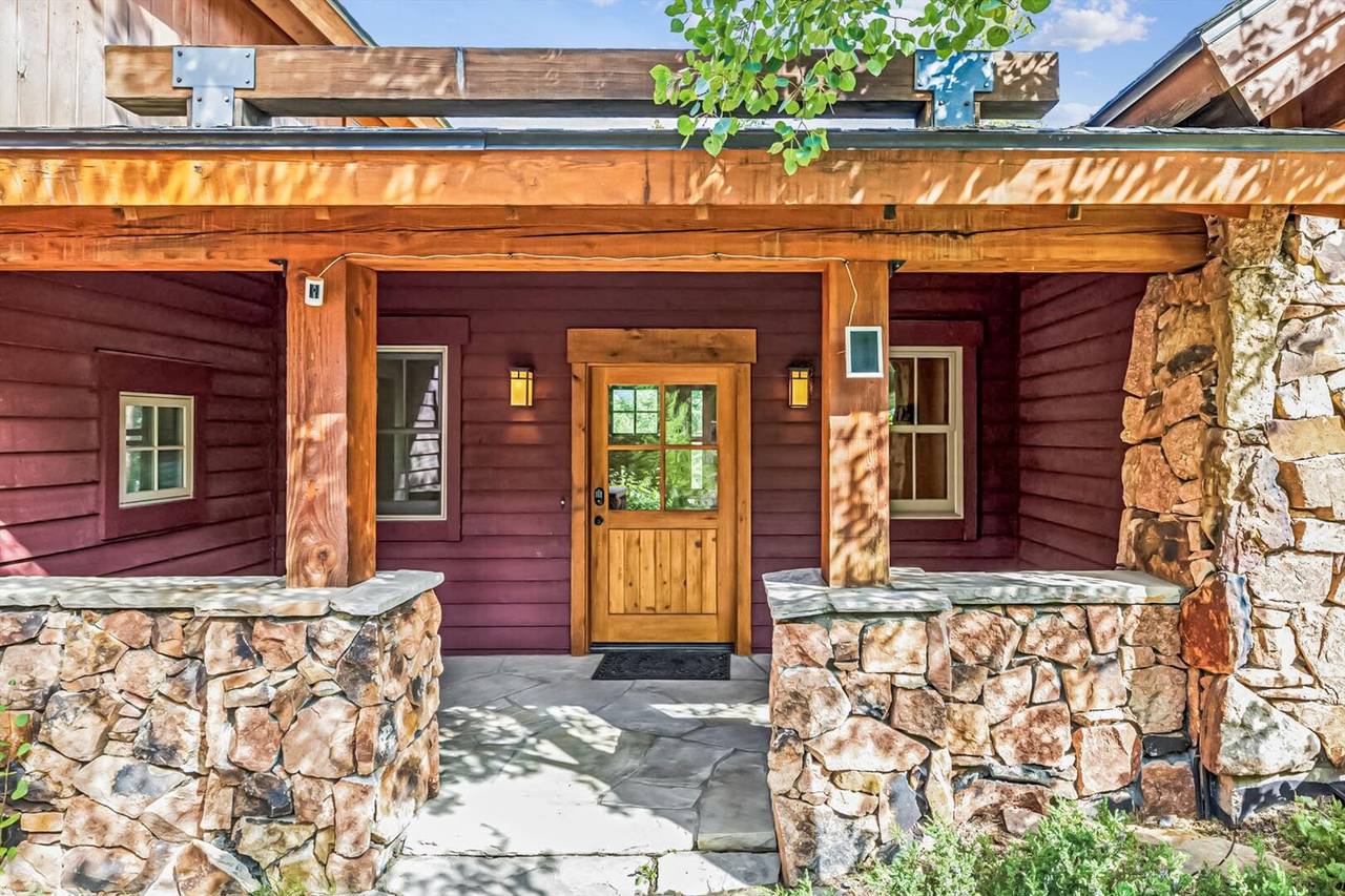 Exterior - Little Bear Lodge - Breckenridge Vacation Rental Exterior - Little Bear Lodge - Breckenridge Vacation Rental