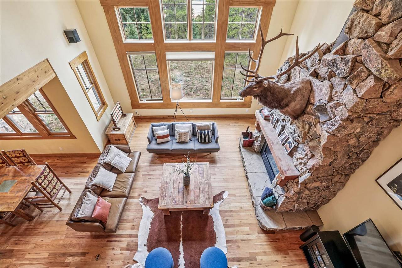 Living Area - Little Bear Lodge - Breckenridge Vacation Rental Living Area - Little Bear Lodge - Breckenridge Vacation Rental