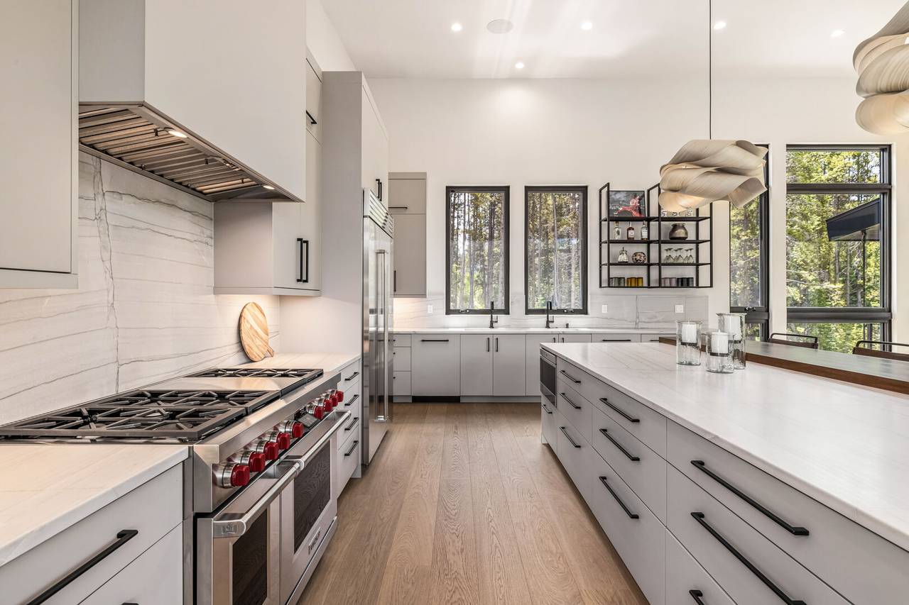 Kitchen - The Blue River House at Breckenridge - Breckenridge Vacation Rental Kitchen - The Blue River House at Breckenridge - Breckenridge Vacation Rental