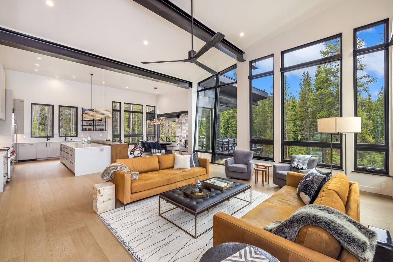 Living Area - The Blue River House at Breckenridge - Breckenridge Vacation Rental Living Area - The Blue River House at Breckenridge - Breckenridge Vacation Rental