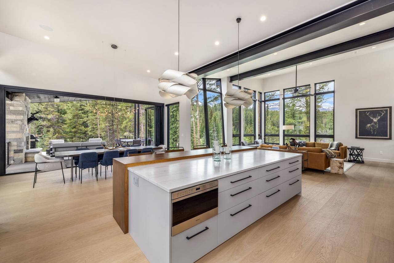 Kitchen - The Blue River House at Breckenridge - Breckenridge Vacation Rental Kitchen - The Blue River House at Breckenridge - Breckenridge Vacation Rental