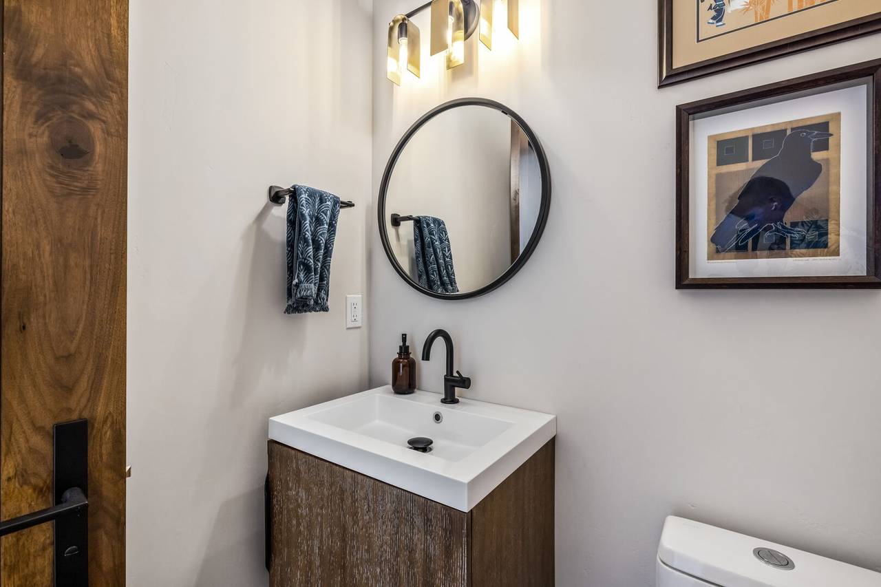 Bathroom - The Blue River House at Breckenridge - Breckenridge Vacation Rental Bathroom - The Blue River House at Breckenridge - Breckenridge Vacation Rental