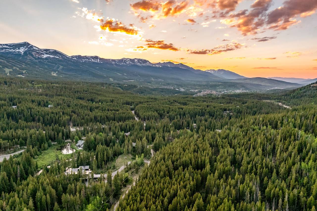 Exterior - The Blue River House at Breckenridge - Breckenridge Vacation Rental Exterior - The Blue River House at Breckenridge - Breckenridge Vacation Rental