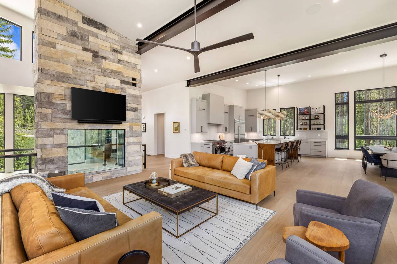 Living Area - The Blue River House at Breckenridge - Breckenridge Vacation Rental Living Area - The Blue River House at Breckenridge - Breckenridge Vacation Rental