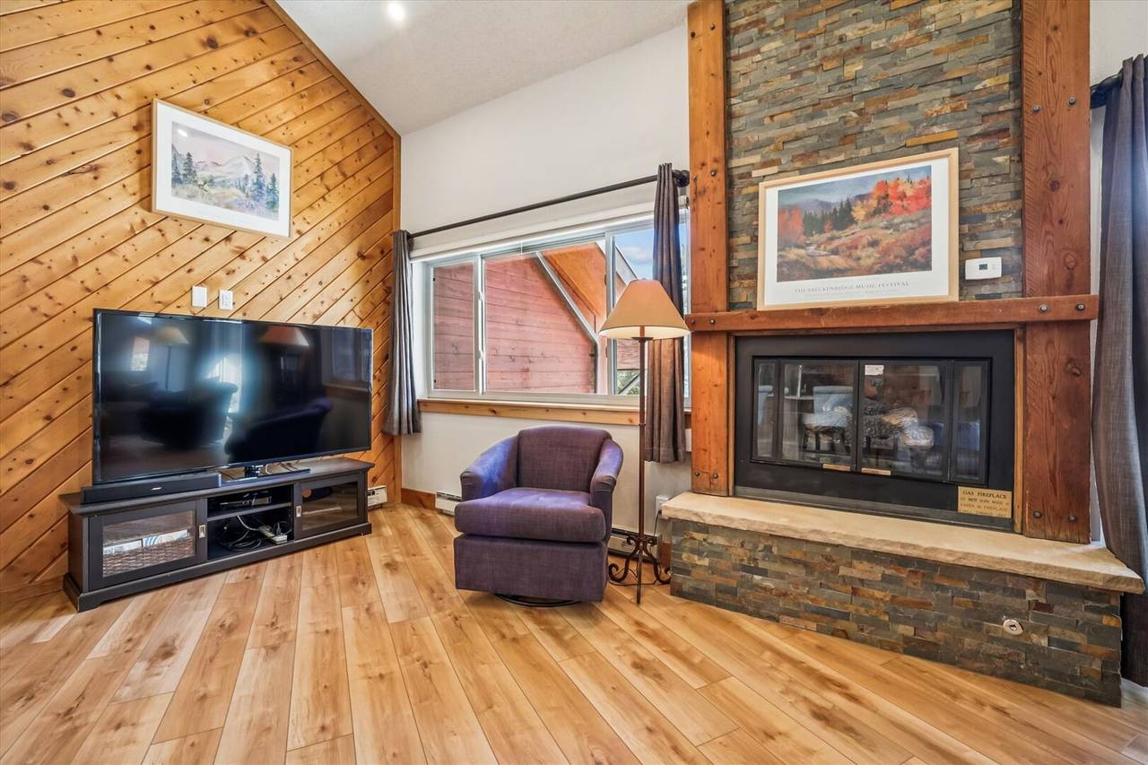 Living Area - Pine Ridge 5F - Breckenridge Vacation Rental Living Area - Pine Ridge 5F - Breckenridge Vacation Rental