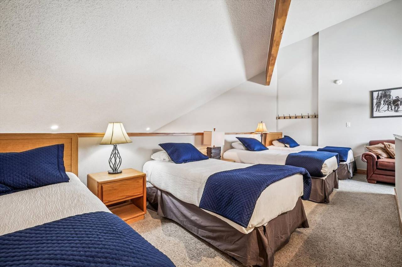 Loft - Pine Ridge 5F - Breckenridge Vacation Rental Loft - Pine Ridge 5F - Breckenridge Vacation Rental