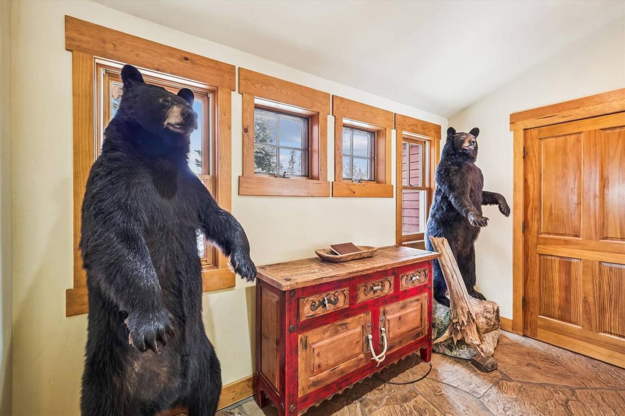 Entry - Little Bear Lodge - Breckenridge Vacation Rental Entry - Little Bear Lodge - Breckenridge Vacation Rental