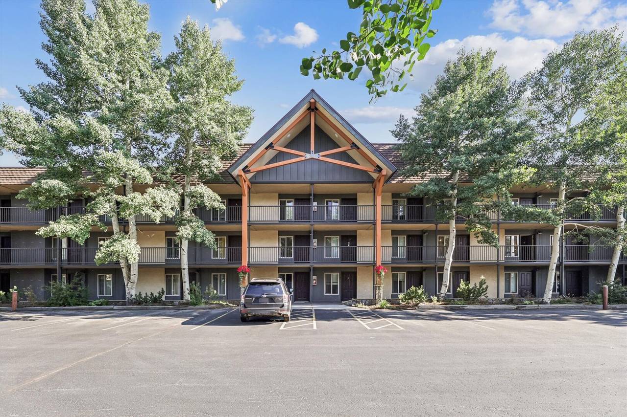 Exterior - Mountain Meadows 203 - Frisco Vacation Rental Exterior - Mountain Meadows 203 - Frisco Vacation Rental