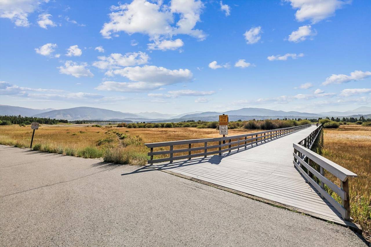 Exterior - Mountain Meadows 203 - Frisco Vacation Rental Exterior - Mountain Meadows 203 - Frisco Vacation Rental