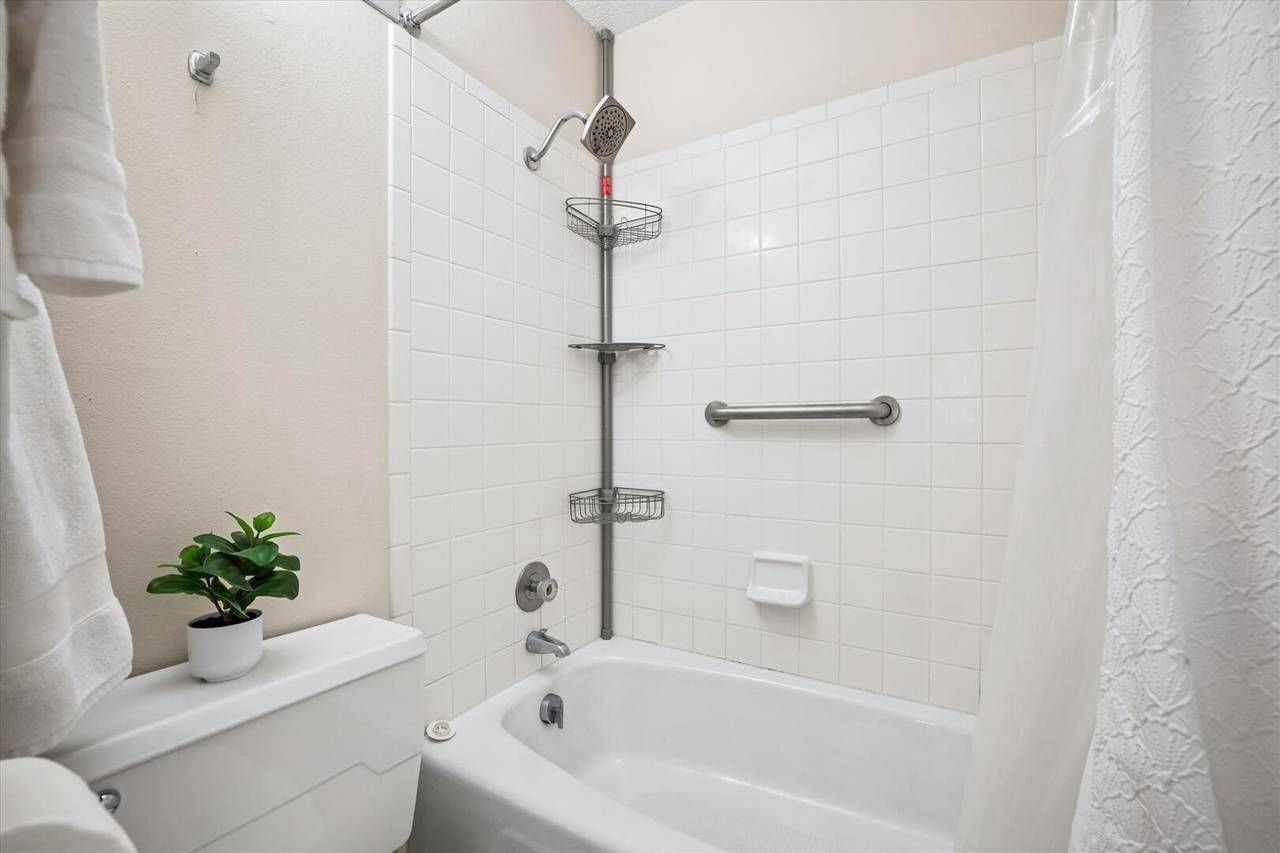 Bathroom - Mountain Meadows 203 - Frisco Vacation Rental Bathroom - Mountain Meadows 203 - Frisco Vacation Rental