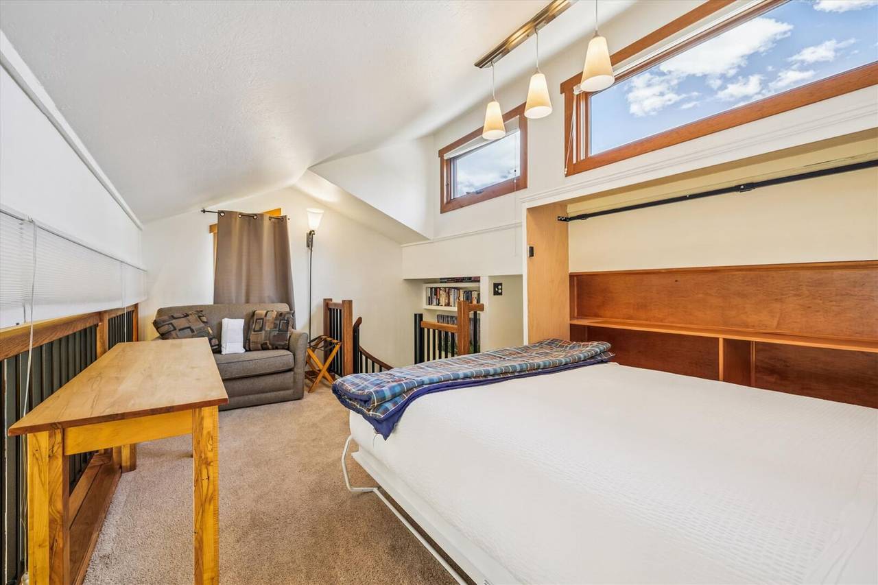 Loft - 4 O'Clock Lodge D25 - Breckenridge Vacation Rental Loft - 4 O'Clock Lodge D25 - Breckenridge Vacation Rental