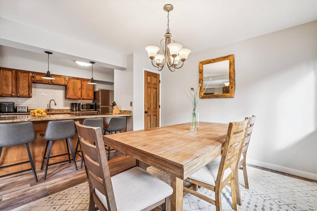 Dining Area - Park Place 202E - Breckenridge Vacation Rental Dining Area - Park Place 202E - Breckenridge Vacation Rental