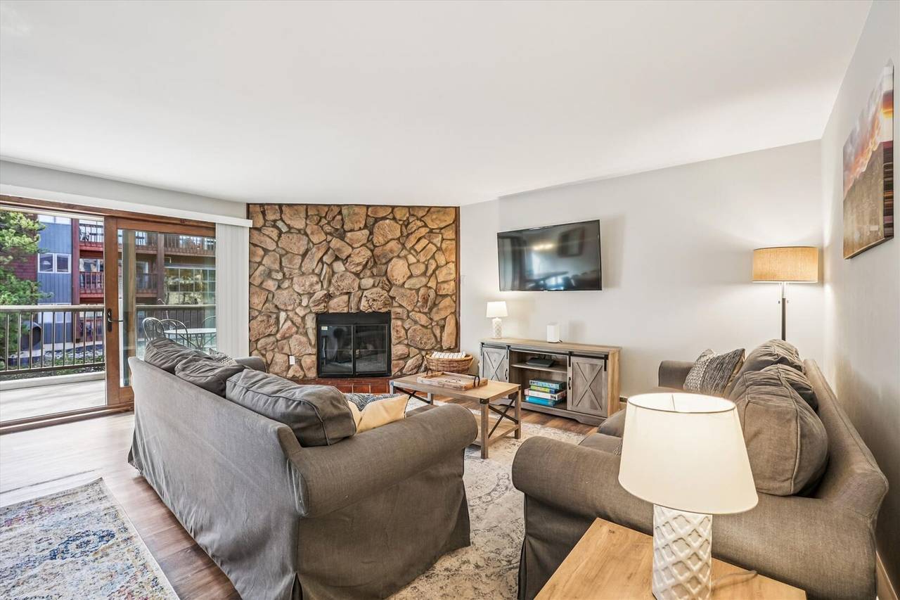 Living Area - Park Place 202E - Breckenridge Vacation Rental Living Area - Park Place 202E - Breckenridge Vacation Rental