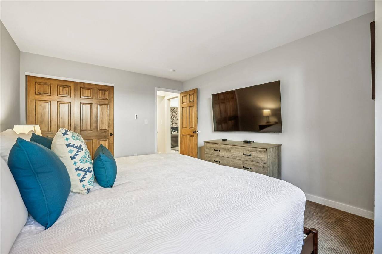 Bedroom - Park Place 202E - Breckenridge Vacation Rental Bedroom - Park Place 202E - Breckenridge Vacation Rental