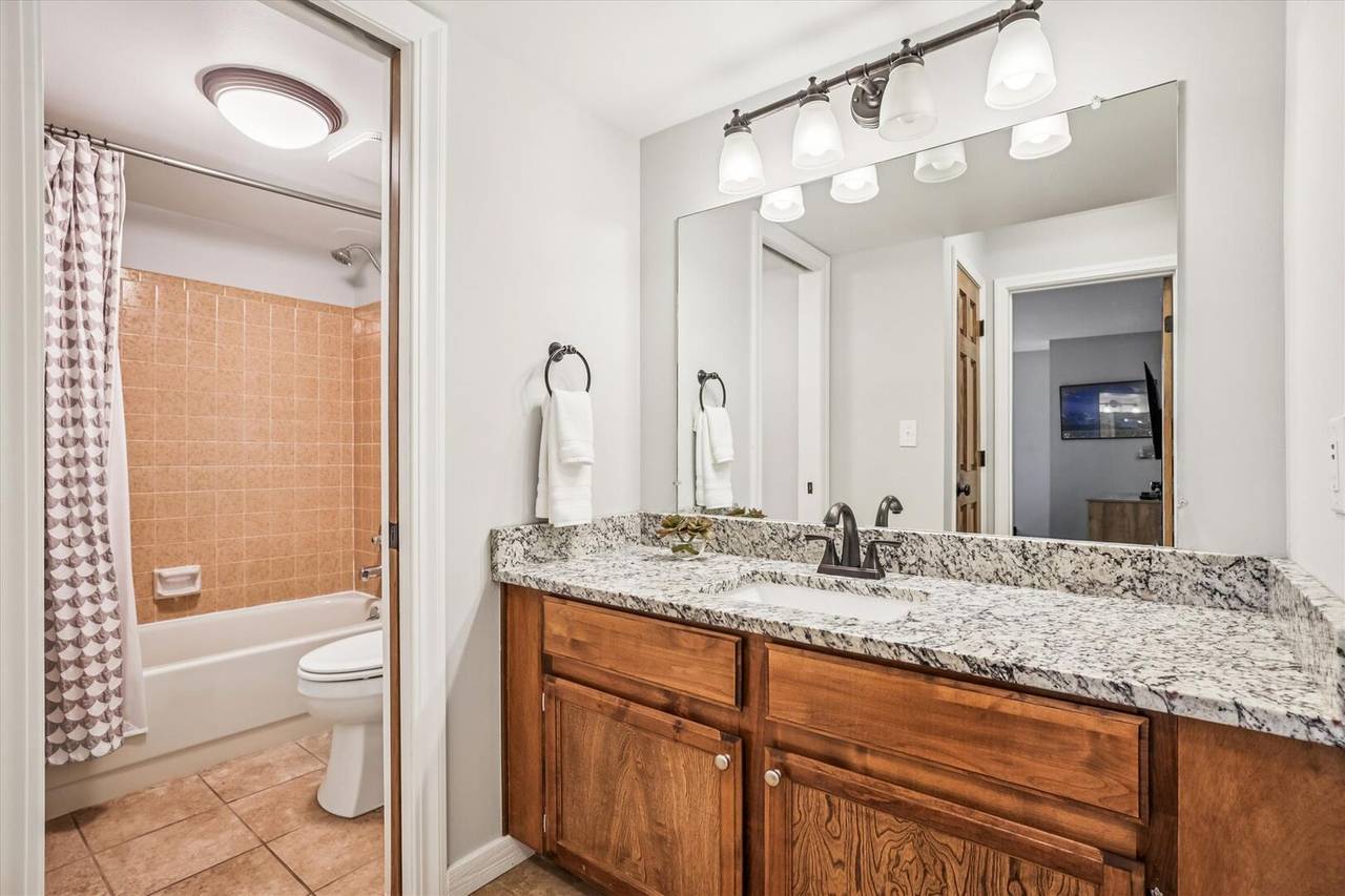 Bathroom - Park Place 202E - Breckenridge Vacation Rental Bathroom - Park Place 202E - Breckenridge Vacation Rental