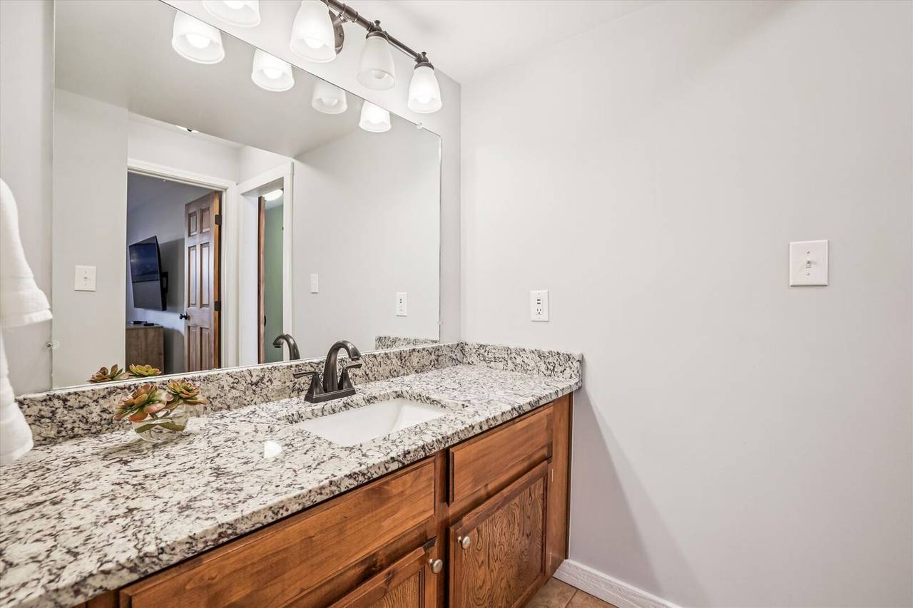 Bathroom - Park Place 202E - Breckenridge Vacation Rental Bathroom - Park Place 202E - Breckenridge Vacation Rental