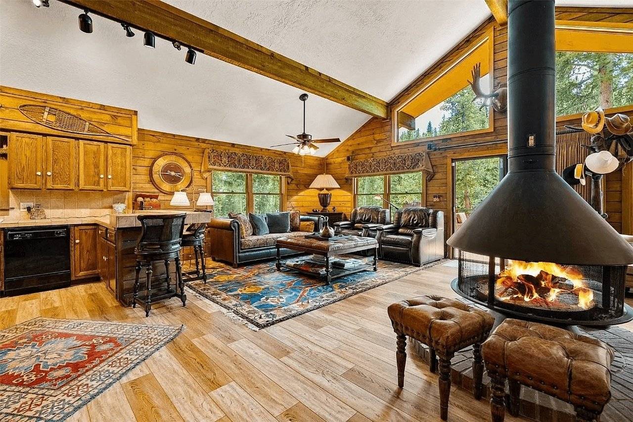 Living Area - Serendipity Lodge - Breckenridge Vacation Rental Living Area - Serendipity Lodge - Breckenridge Vacation Rental