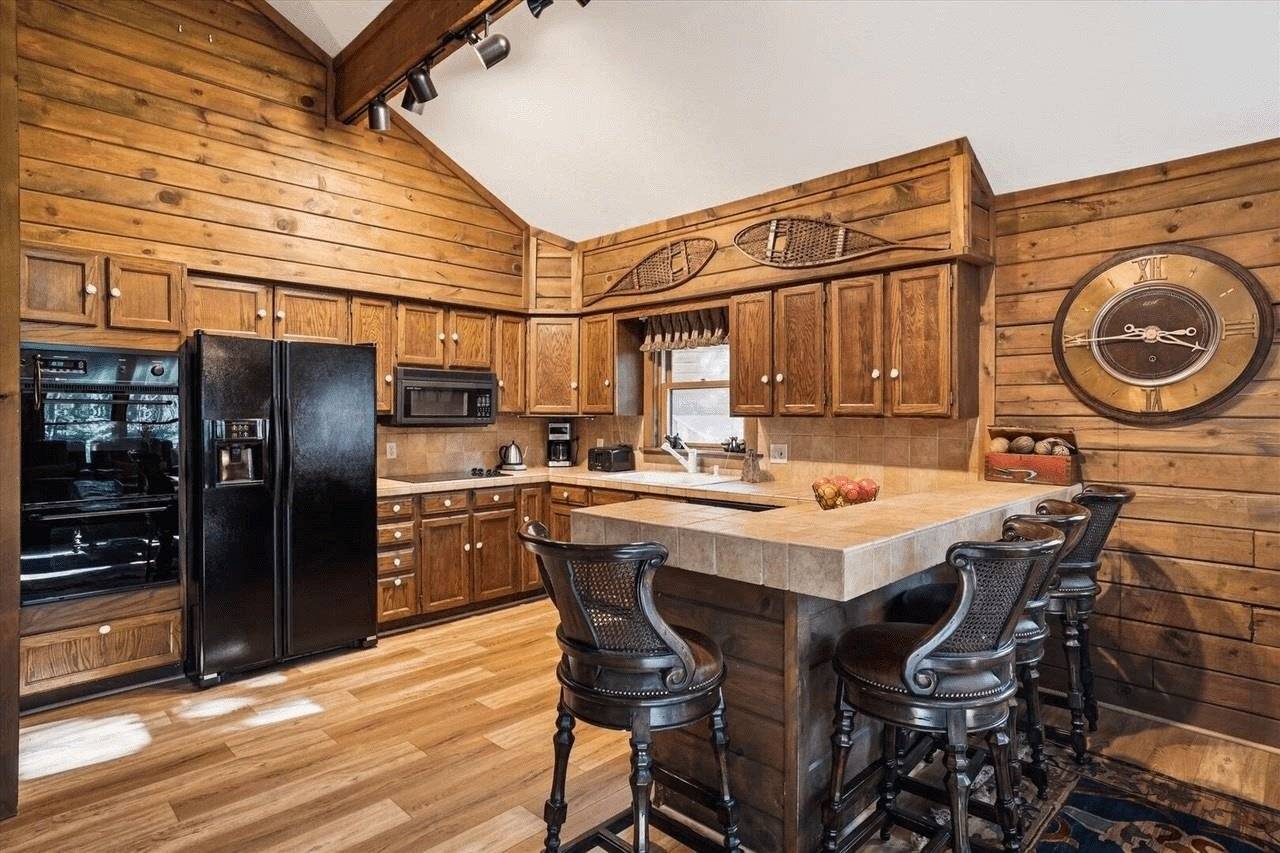 Kitchen - Serendipity Lodge - Breckenridge Vacation Rental Kitchen - Serendipity Lodge - Breckenridge Vacation Rental