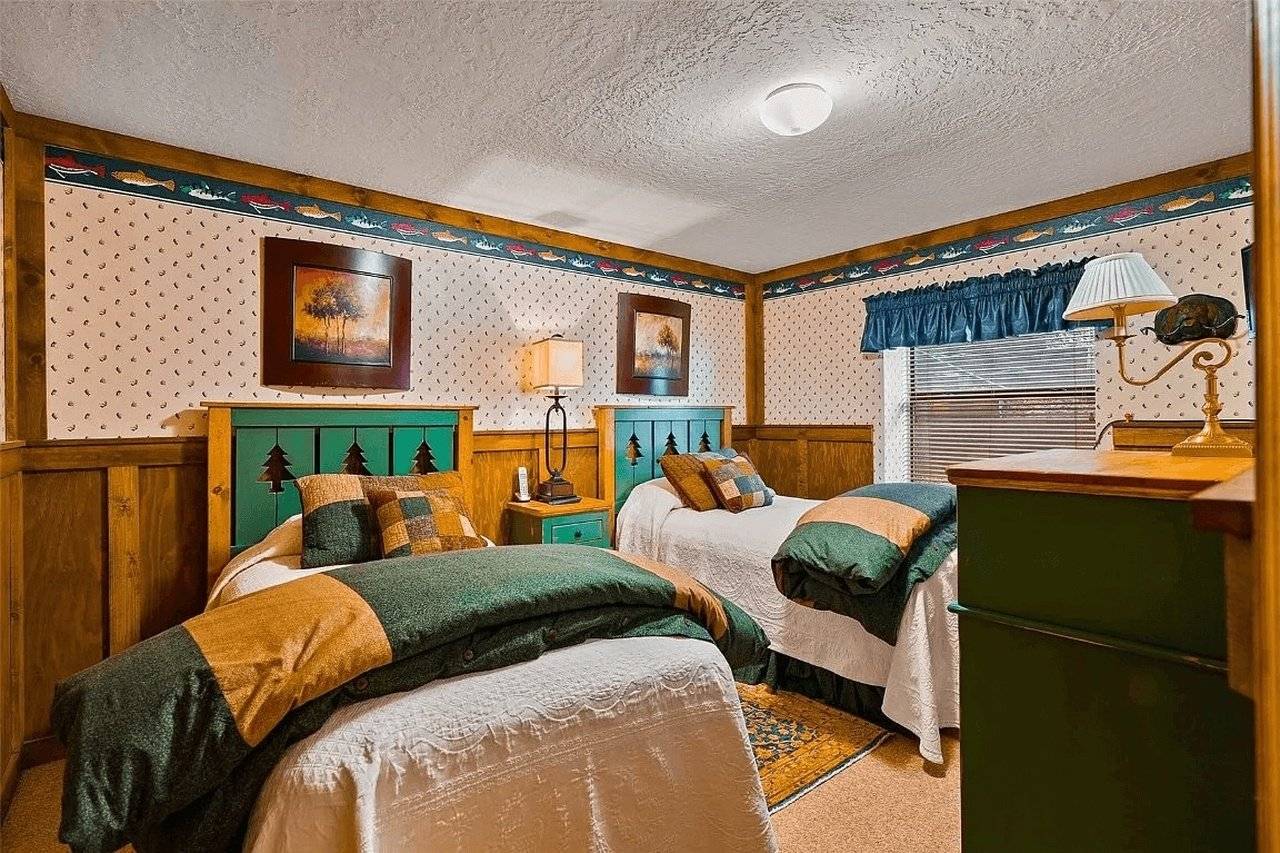 Bedroom - Serendipity Lodge - Breckenridge Vacation Rental Bedroom - Serendipity Lodge - Breckenridge Vacation Rental