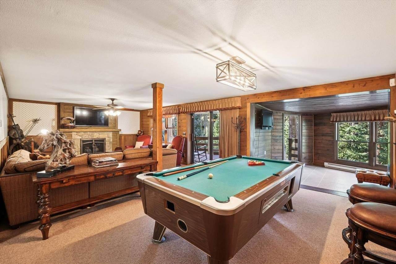 Living Area / Game Room - Serendipity Lodge - Breckenridge Vacation Rental Living Area / Game Room - Serendipity Lodge - Breckenridge Vacation Rental