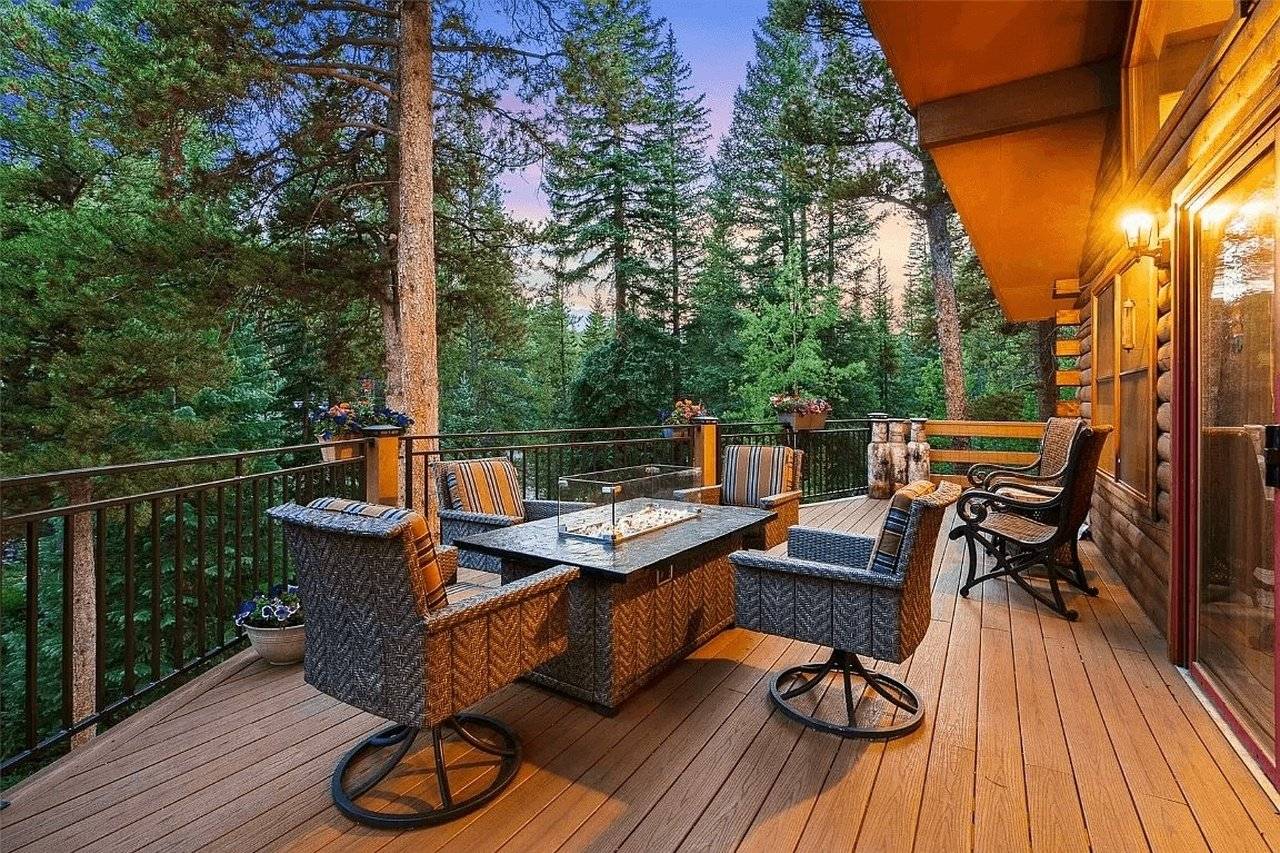 Deck - Serendipity Lodge - Breckenridge Vacation Rental Deck - Serendipity Lodge - Breckenridge Vacation Rental