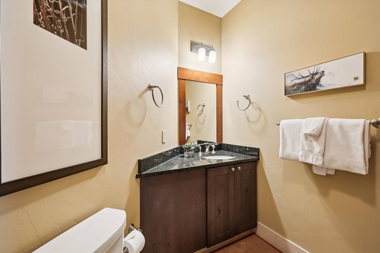 Bathroom - On Ski Hill Place 8516 - Breckenridge Vacation Rental Bathroom - On Ski Hill Place 8516 - Breckenridge Vacation Rental