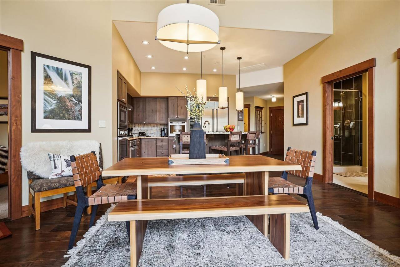Dining Area - On Ski Hill Place 8516 - Breckenridge Vacation Rental Dining Area - On Ski Hill Place 8516 - Breckenridge Vacation Rental