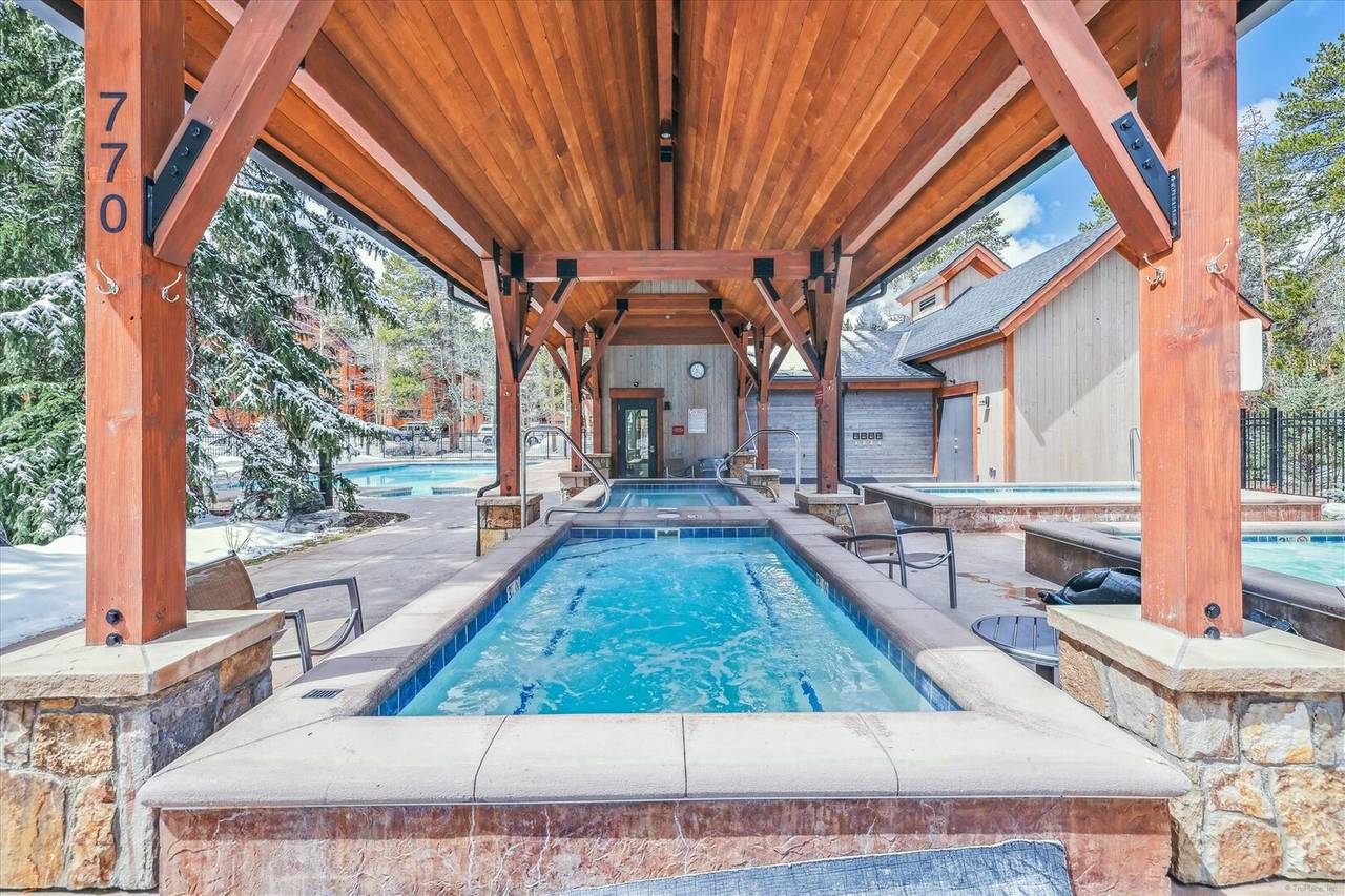 Columbine Pool/Hot Tubs - Lift Condo 301A - Breckenridge Vacation Rental Columbine Pool/Hot Tubs - Lift Condo 301A - Breckenridge Vacation Rental