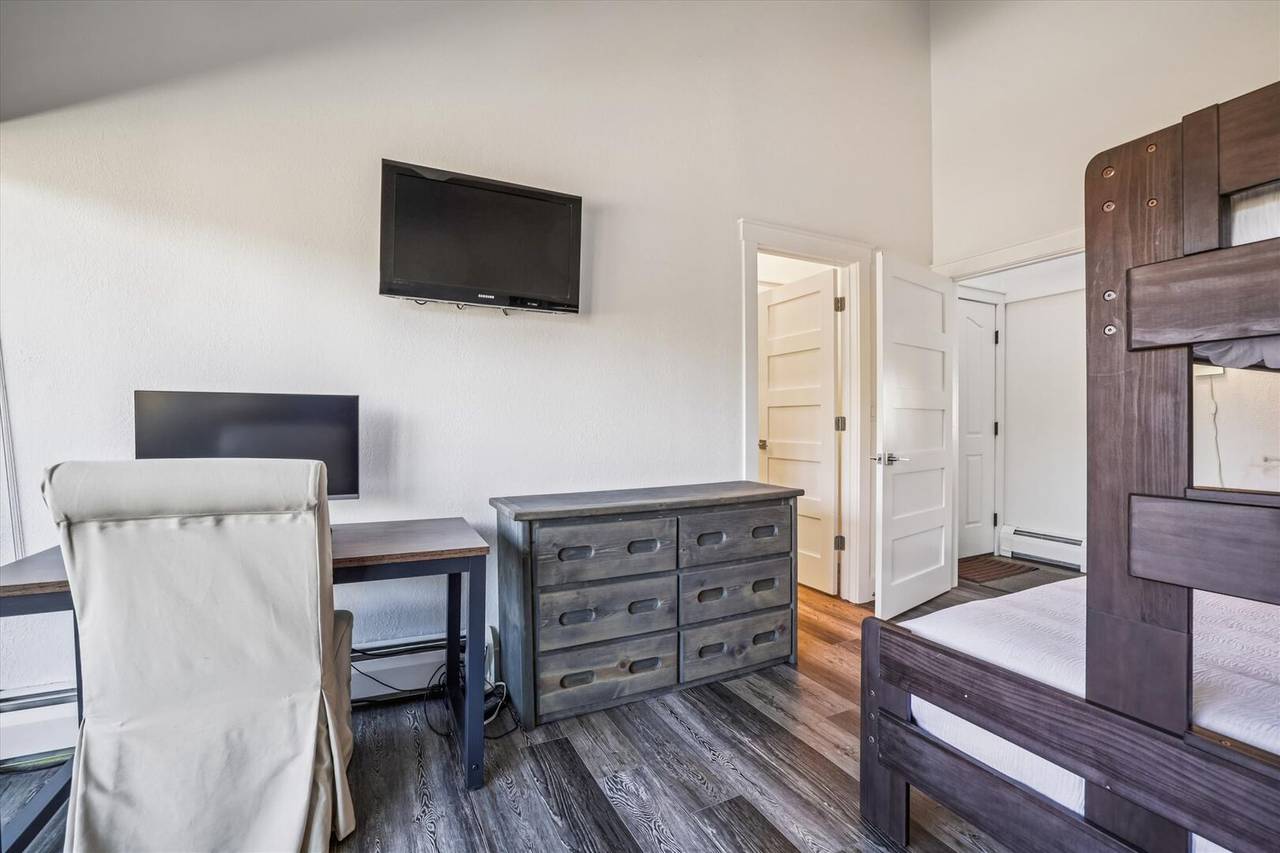 Bedroom - Lift Condo 301A - Breckenridge Vacation Rental Bedroom - Lift Condo 301A - Breckenridge Vacation Rental