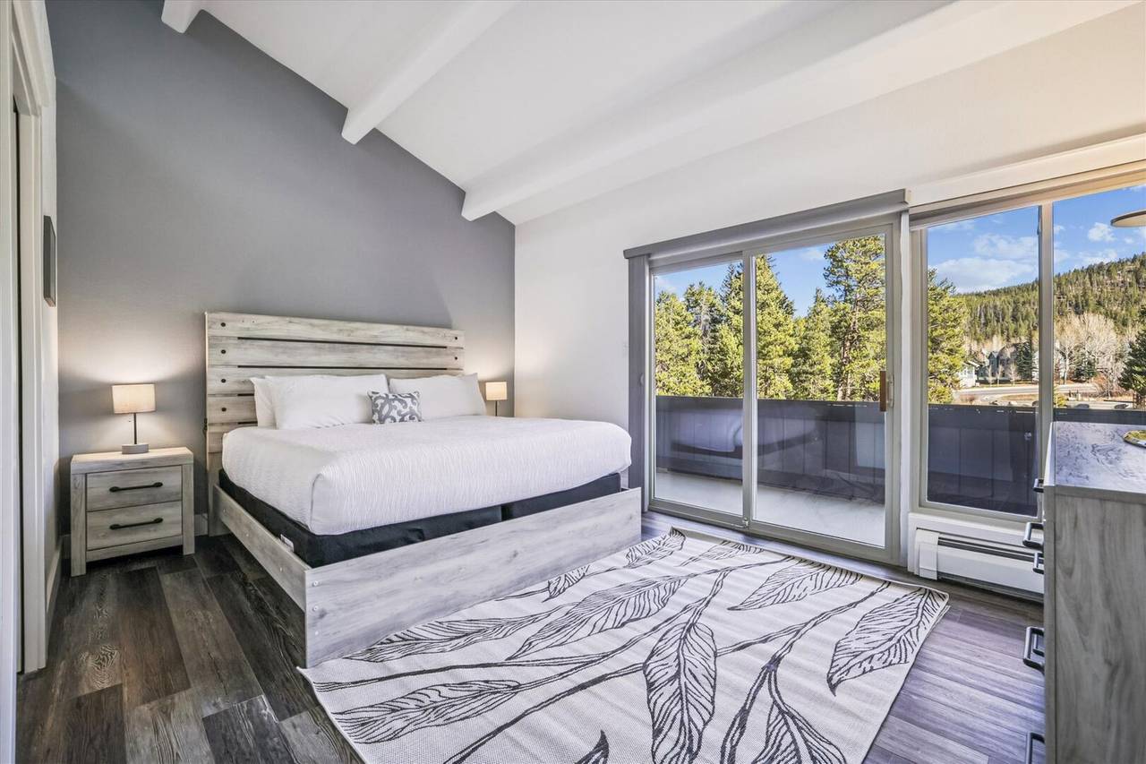 Bedroom - Lift Condo 301A - Breckenridge Vacation Rental Bedroom - Lift Condo 301A - Breckenridge Vacation Rental