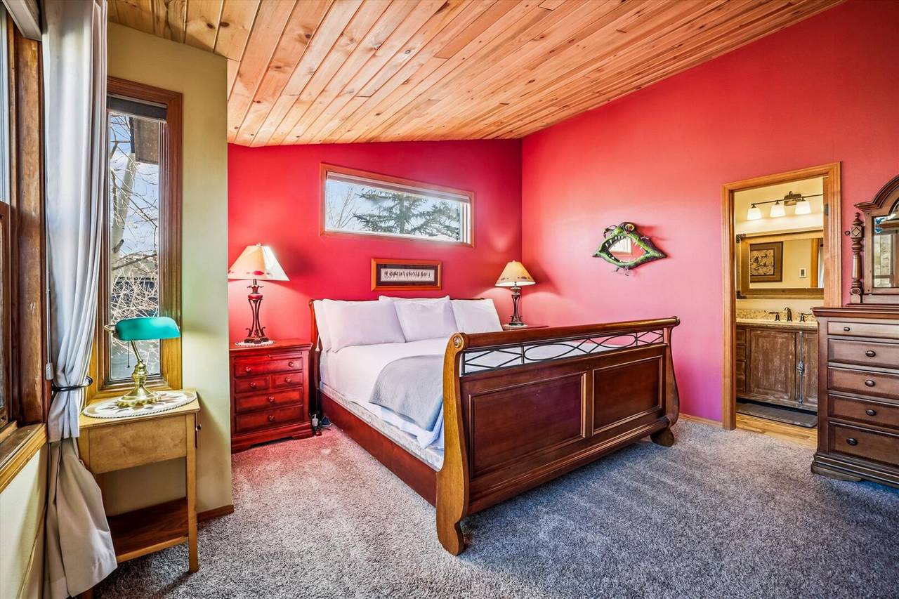 Bedroom - Handsome Hollow - Silverthorne Vacation Rental Bedroom - Handsome Hollow - Silverthorne Vacation Rental