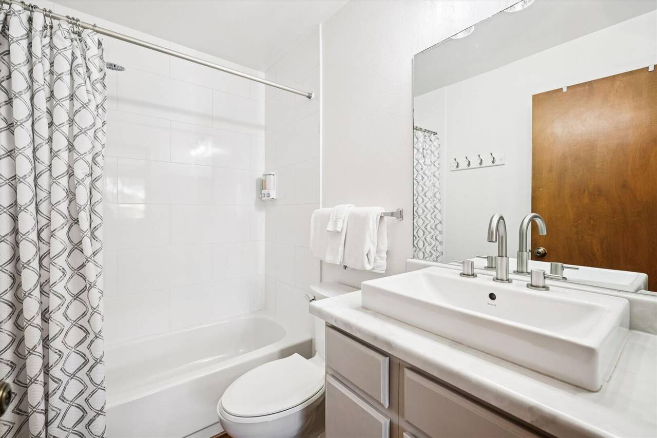 Bathroom - Ski Hill 39 - Breckenridge Vacation Rental Bathroom - Ski Hill 39 - Breckenridge Vacation Rental