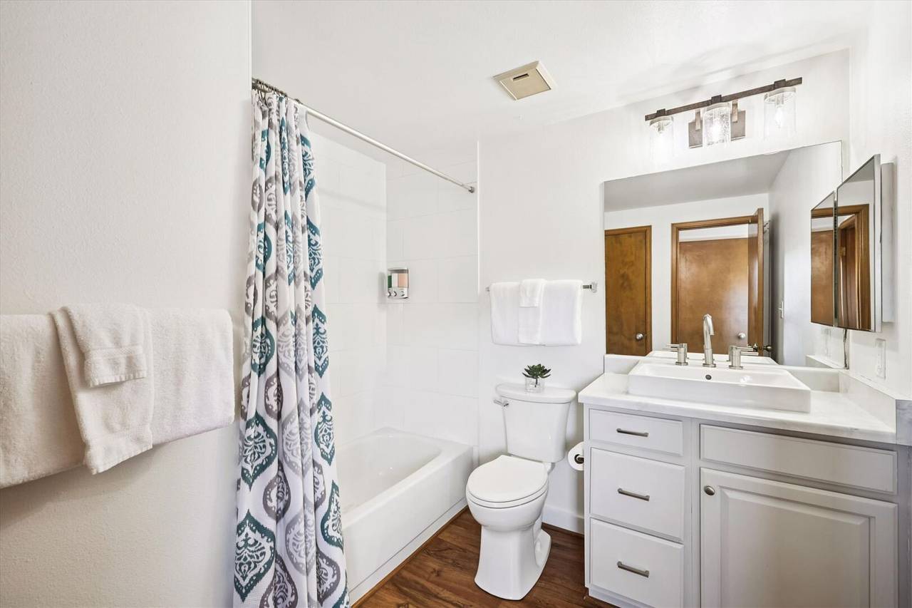 Bathroom - Ski Hill 39 - Breckenridge Vacation Rental Bathroom - Ski Hill 39 - Breckenridge Vacation Rental