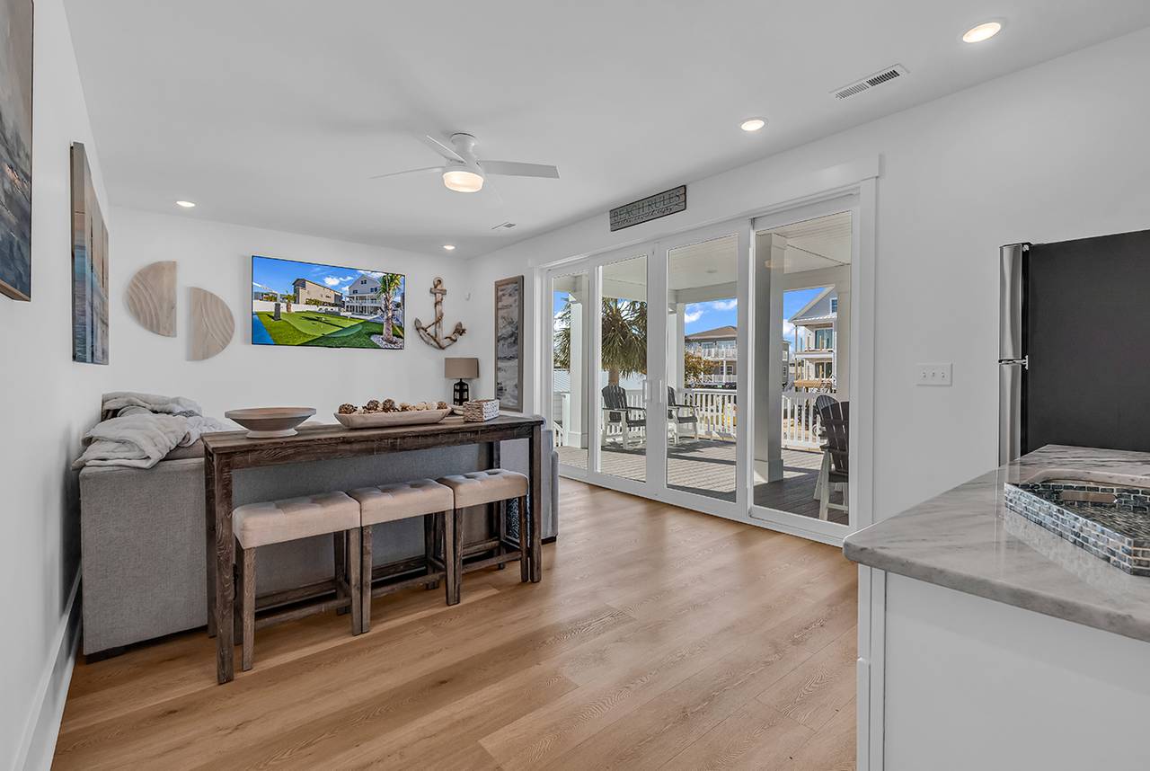 Down living area Down living area