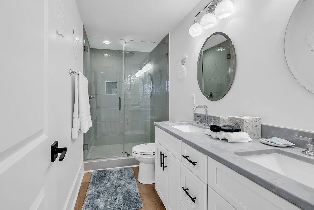 Bedroom 5 bath Bedroom 5 bath