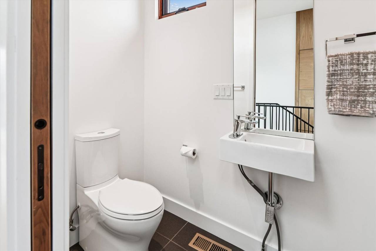 Bathroom - The Garfield at Cherry Creek - Denver Vacation Rental Bathroom - The Garfield at Cherry Creek - Denver Vacation Rental