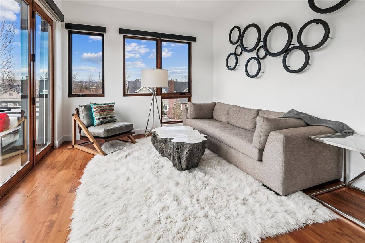 Living Area - The Garfield at Cherry Creek - Denver Vacation Rental Living Area - The Garfield at Cherry Creek - Denver Vacation Rental