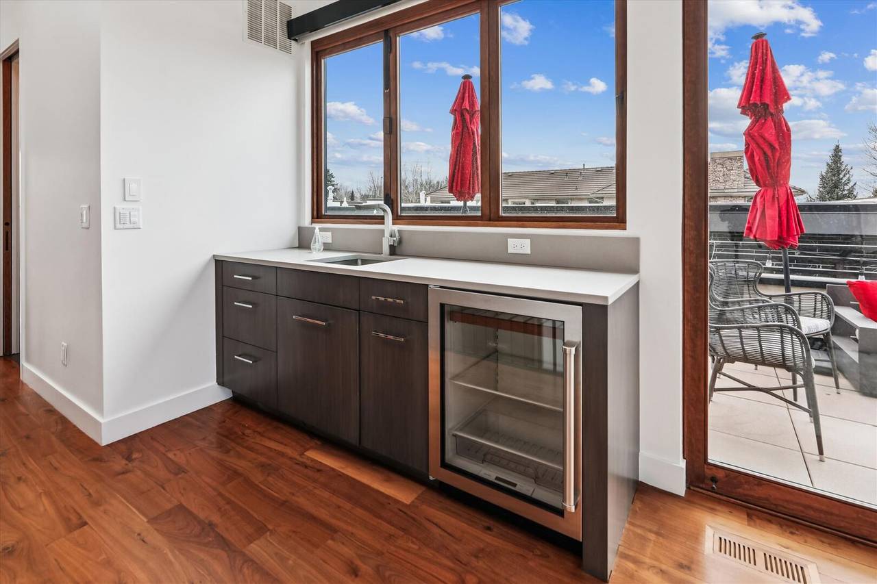 Living Area - The Garfield at Cherry Creek - Denver Vacation Rental Living Area - The Garfield at Cherry Creek - Denver Vacation Rental